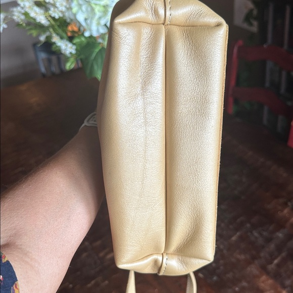 Portland Leather mini crossbody Tote Bag in champagne - Picture 3 of 4